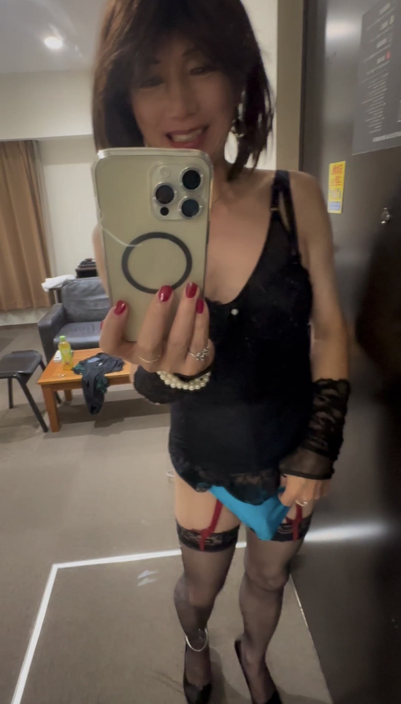 1788271166-1.jpg